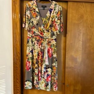 R&M Richards flora maternity dress size 14